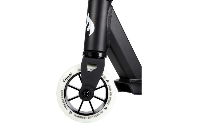 Chilli Stuntscooter Base Black/blue 2 Chilli Stuntscooter Base Black/blue – Bild 2